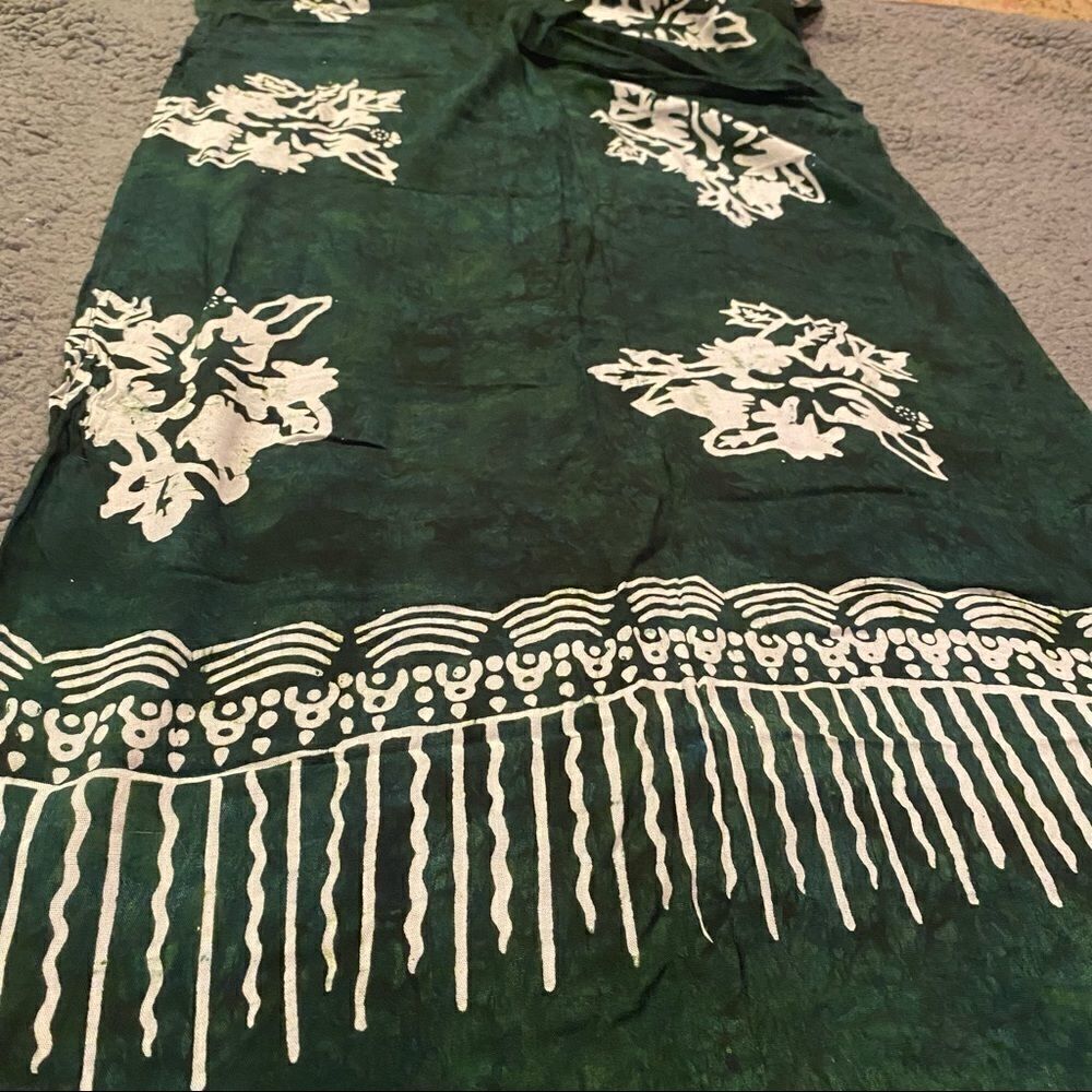 Pineapple Moon Deep Green Scarf 67”X21” - Picture 6 of 9